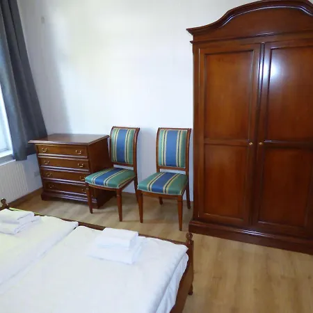 Apartament Grosse-ferienwohnung-wa2-100qm-im-erdgeschoss-der-villa-walhall-in-einem-parkaehnlichen-garten